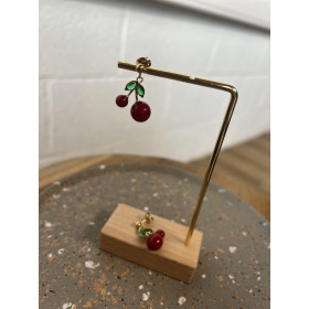 Boucles d'oreilles cerises...